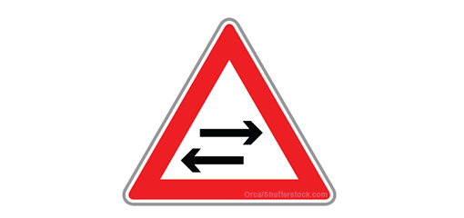 Two way traffic sign