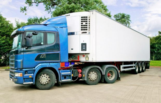Articulated lorry